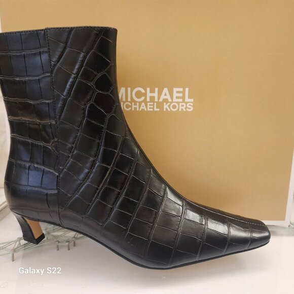 Michael Kors "Cosmo Crocco" Kitten Booties. Leather. NIB. Size 6 - Picture 1 of 10